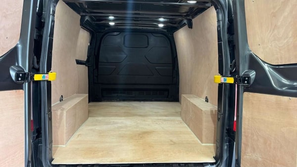 Used Ford Transit Custom 2020 for sale - 76278612: Photo 45