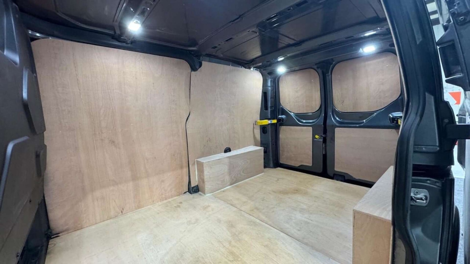 Used Ford Transit Custom 2020 for sale - 76278612: Photo 46