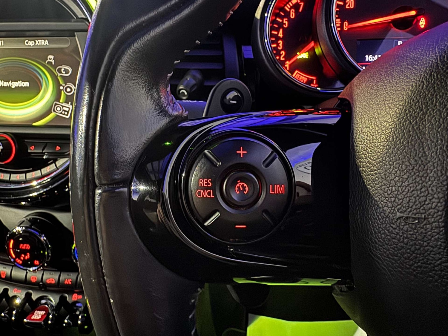 Used MINI Hatch 2018 for sale - 77129795: Photo 55