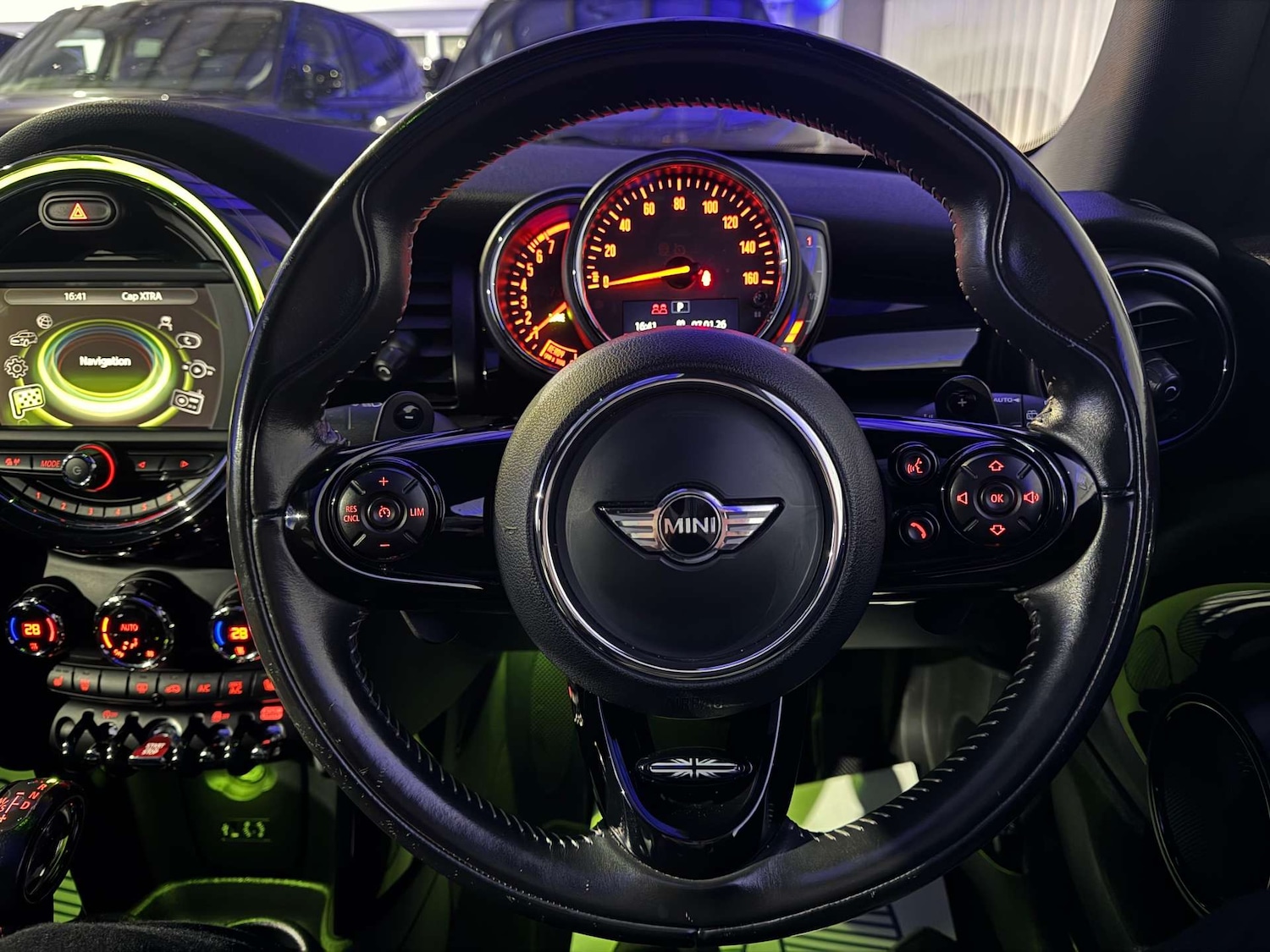 Used MINI Hatch 2018 for sale - 77129795: Photo 57