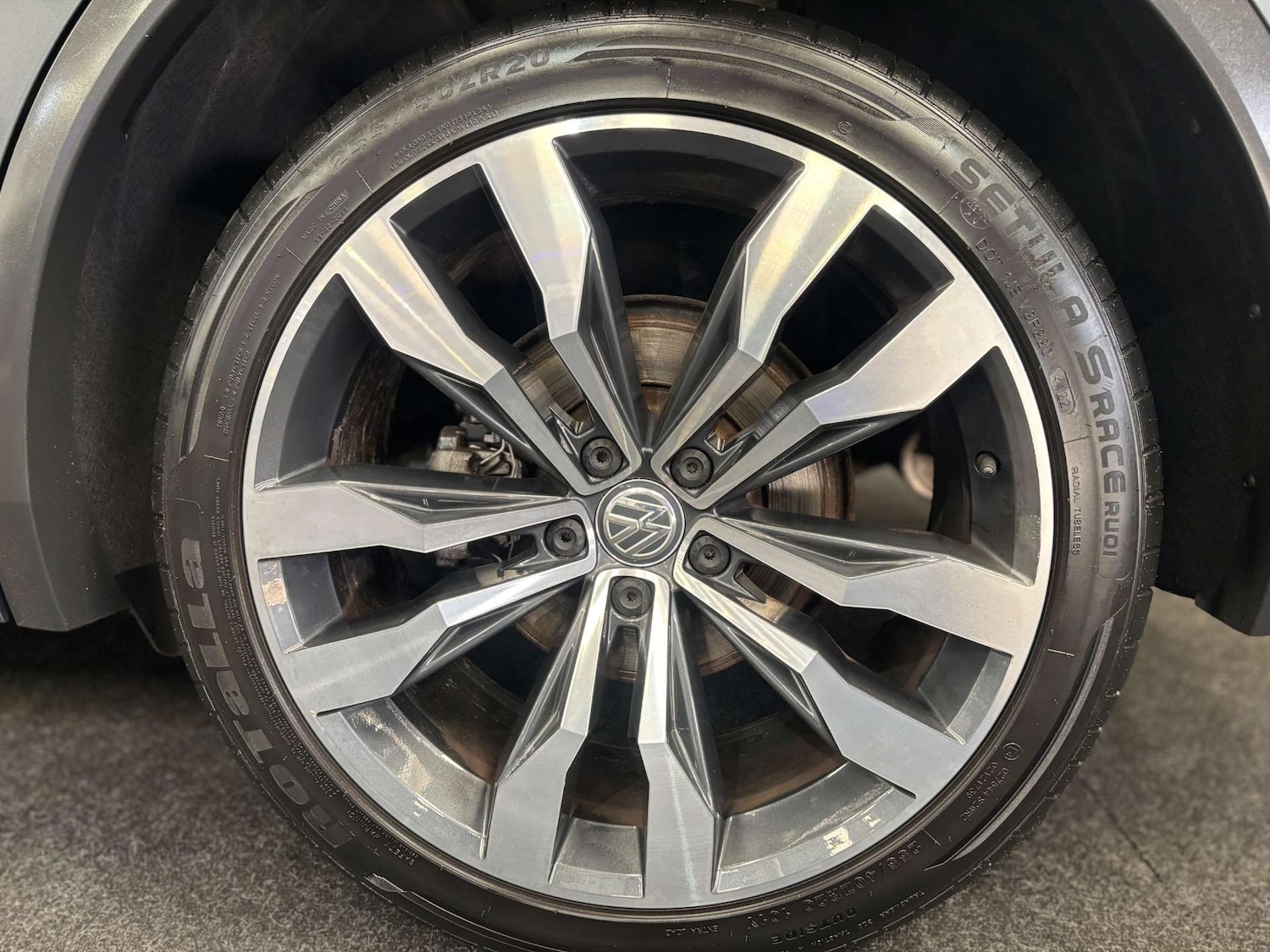 Used Volkswagen Tiguan 2020 for sale - 76402694: Photo 31