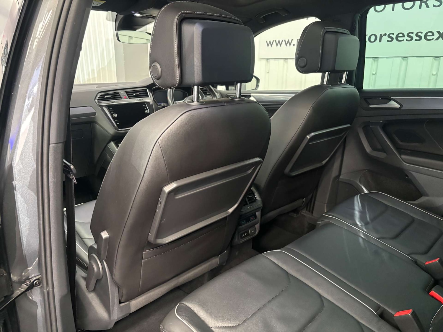 Used Volkswagen Tiguan 2020 for sale - 76402694: Photo 42