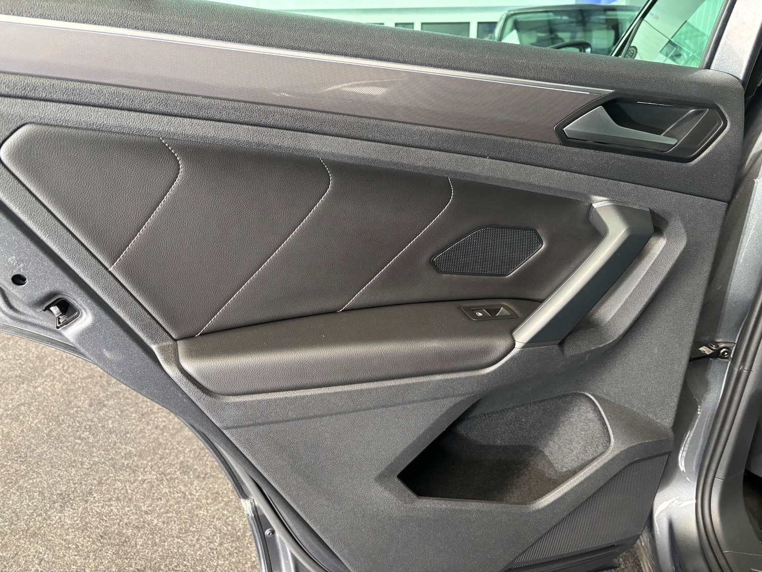 Used Volkswagen Tiguan 2020 for sale - 76402694: Photo 43