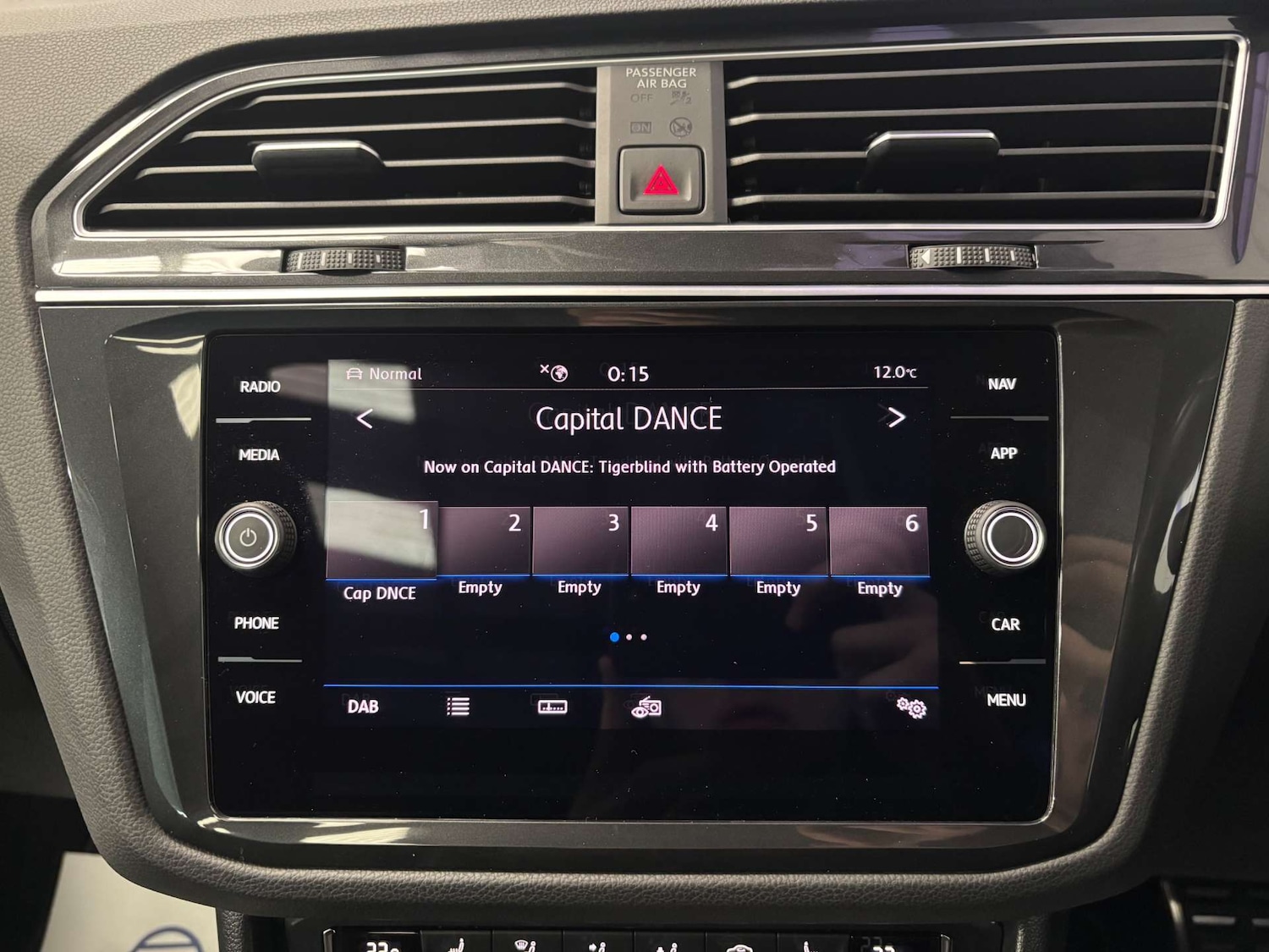 Used Volkswagen Tiguan 2020 for sale - 76402694: Photo 70