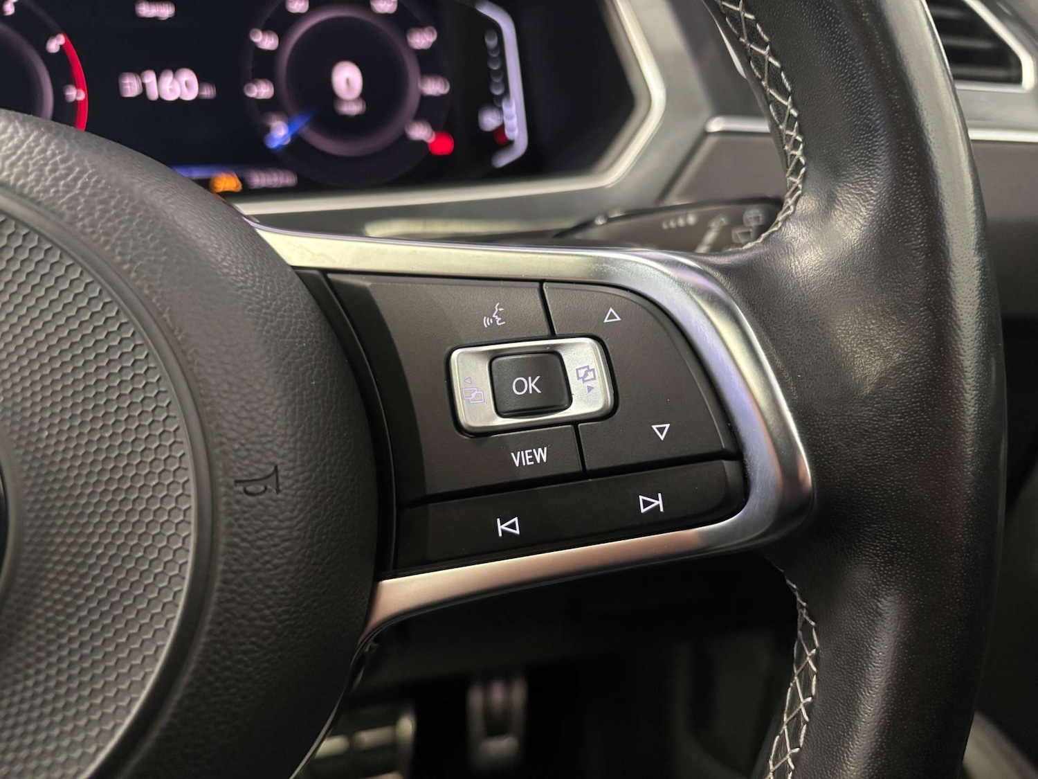 Used Volkswagen Tiguan 2020 for sale - 76402694: Photo 76