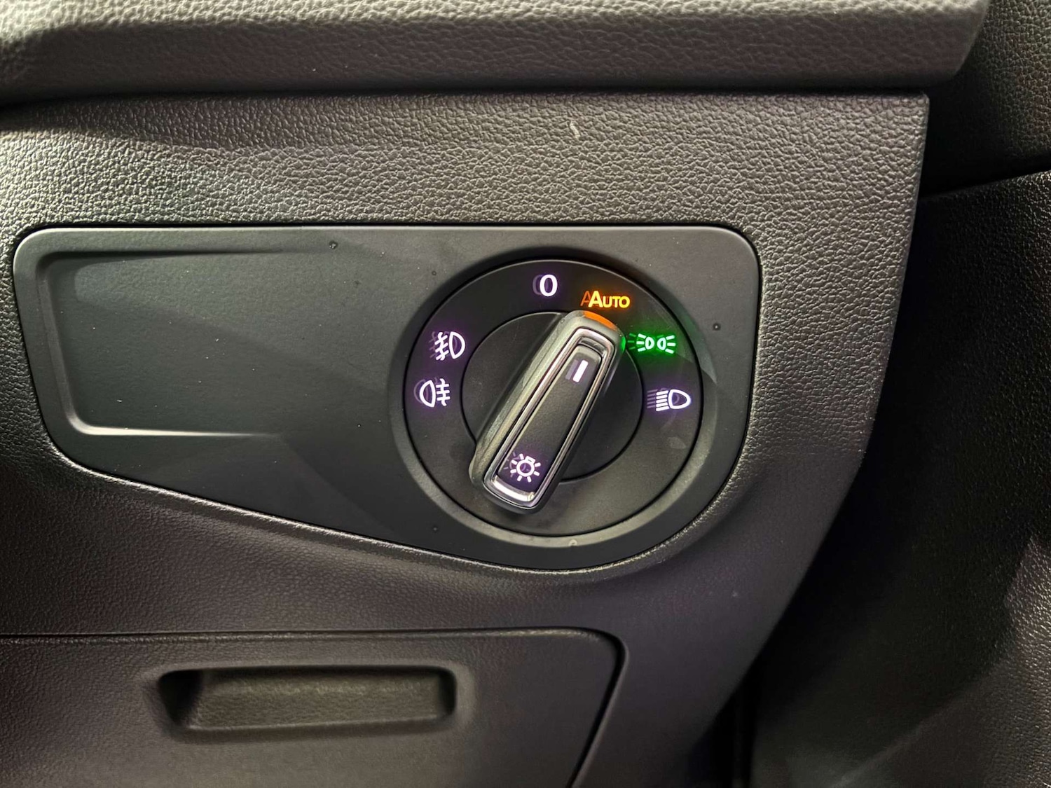 Used Volkswagen Tiguan 2020 for sale - 76402694: Photo 80