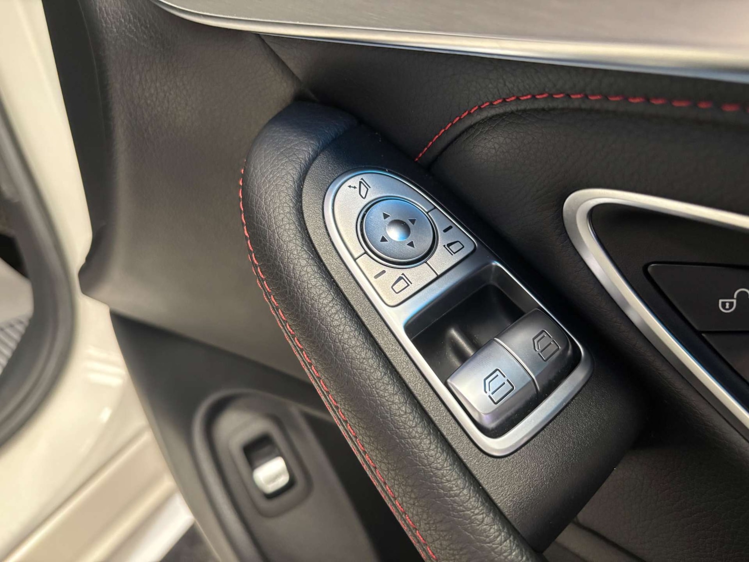 Used Mercedes-Benz C Class 2017 for sale - 76385770: Photo 45