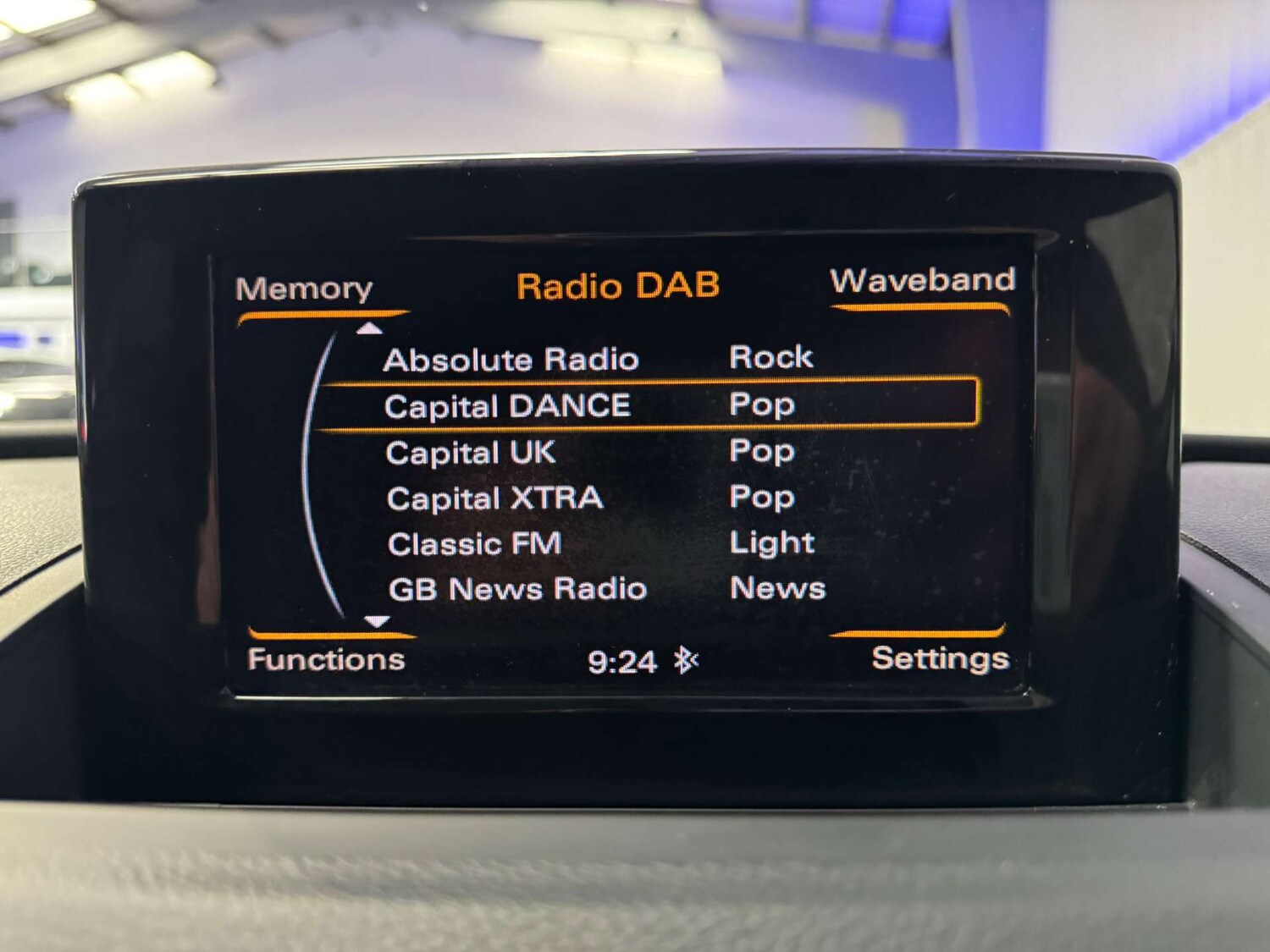 Used Audi Q3 2015 for sale - 77529402: Photo 54