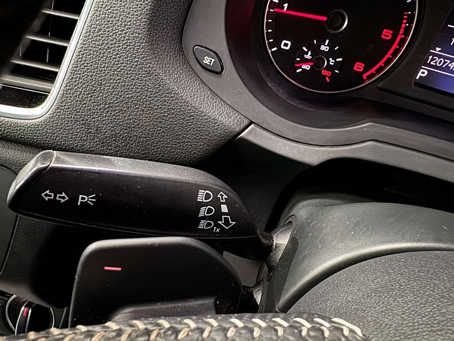 Used Audi Q3 2015 for sale - 77529402: Photo 69