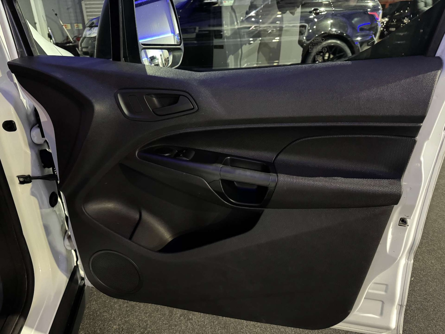 Used Ford Transit Connect 2016 for sale - 76919197: Photo 40