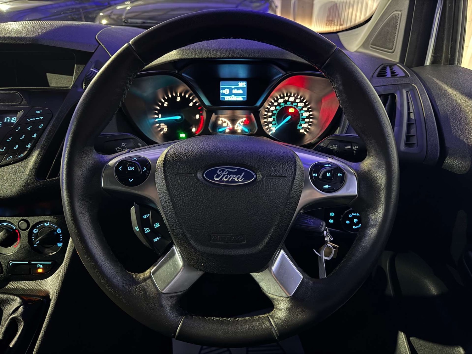 Used Ford Transit Connect 2016 for sale - 76919197: Photo 50