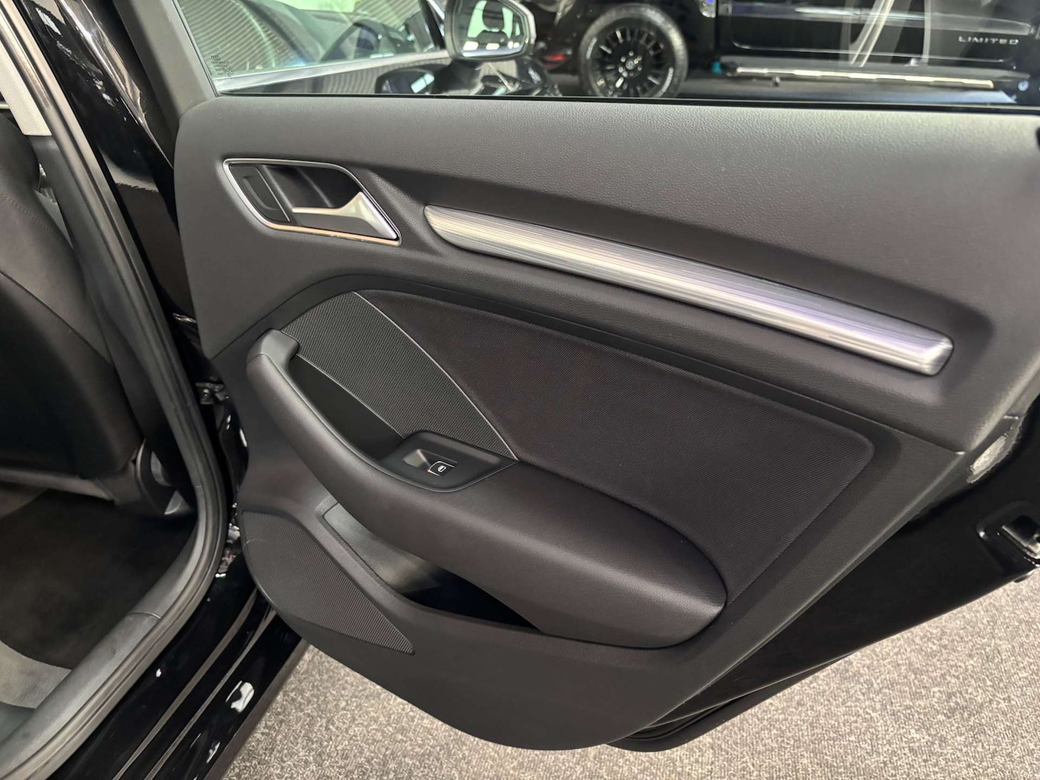 Used Audi A3 2016 for sale - 76385779: Photo 44