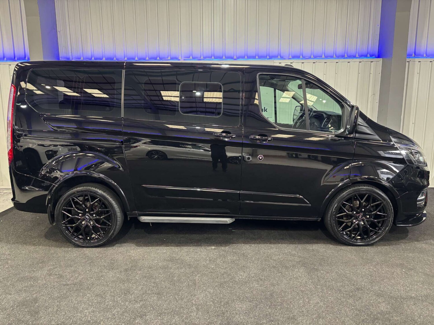 Used Ford Tourneo Custom 2020 for sale - 76894474: Photo 20