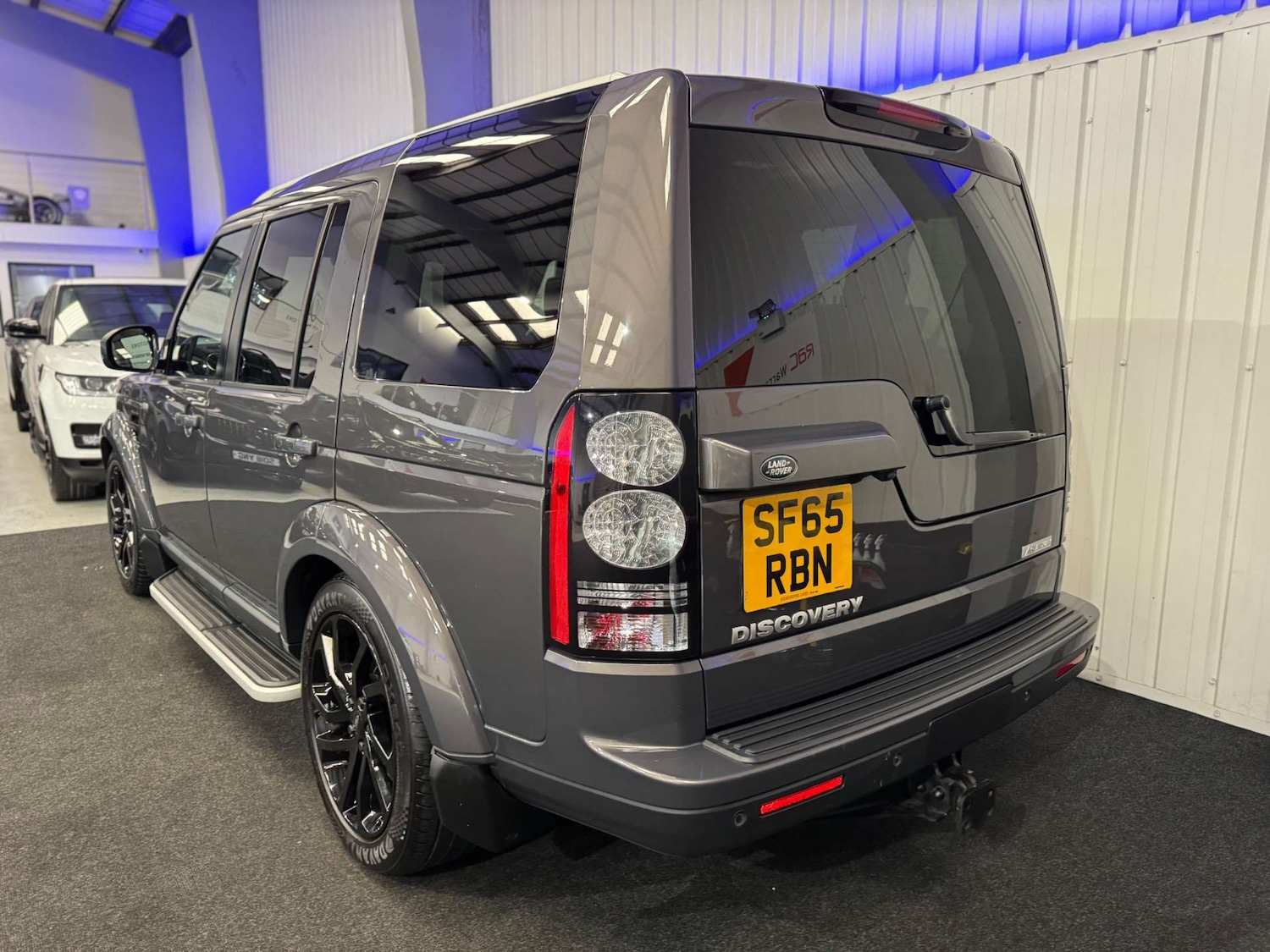 Used Land Rover Discovery 2016 for sale - 78106745: Photo 12