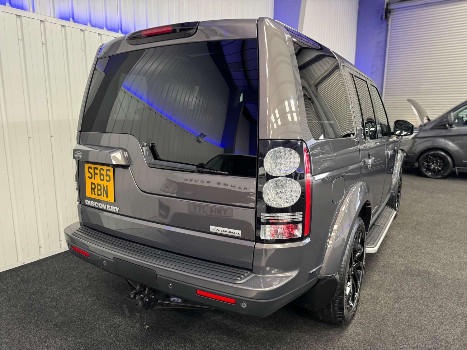 Used Land Rover Discovery 2016 for sale - 78106745: Photo 19