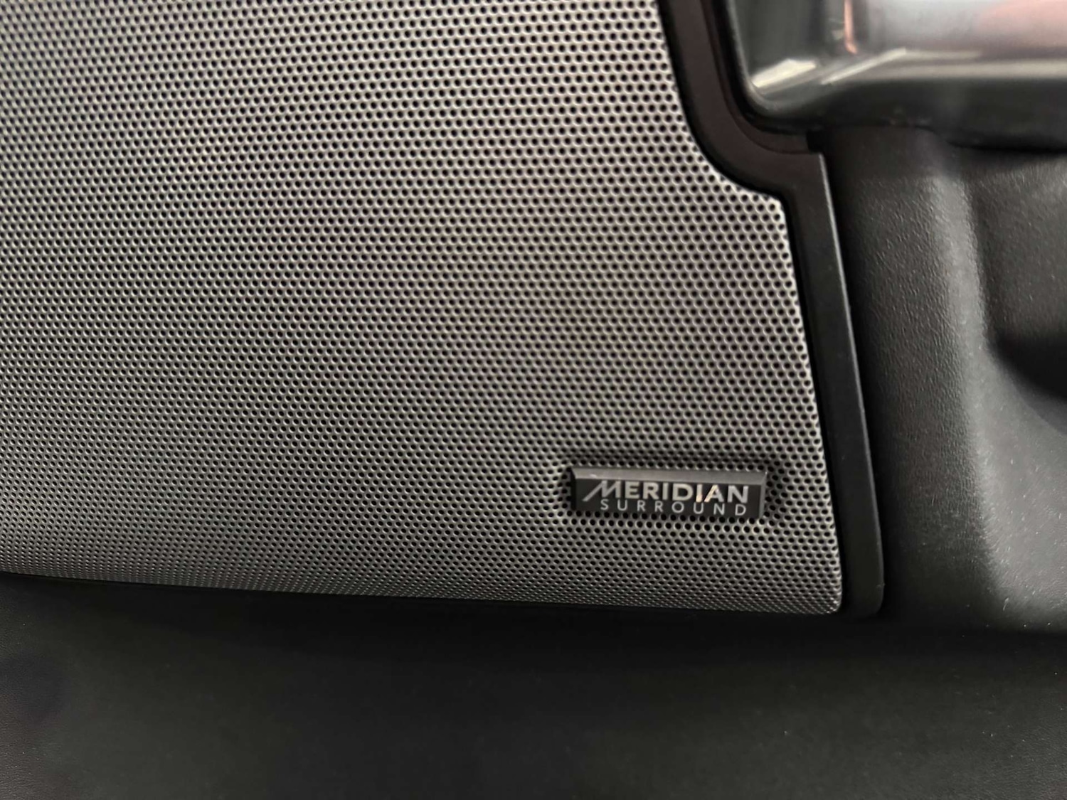 Used Land Rover Discovery 2016 for sale - 78106745: Photo 51