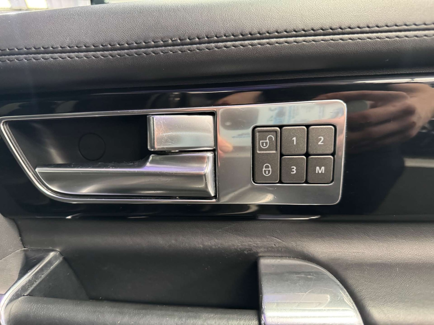 Used Land Rover Discovery 2016 for sale - 78106745: Photo 53