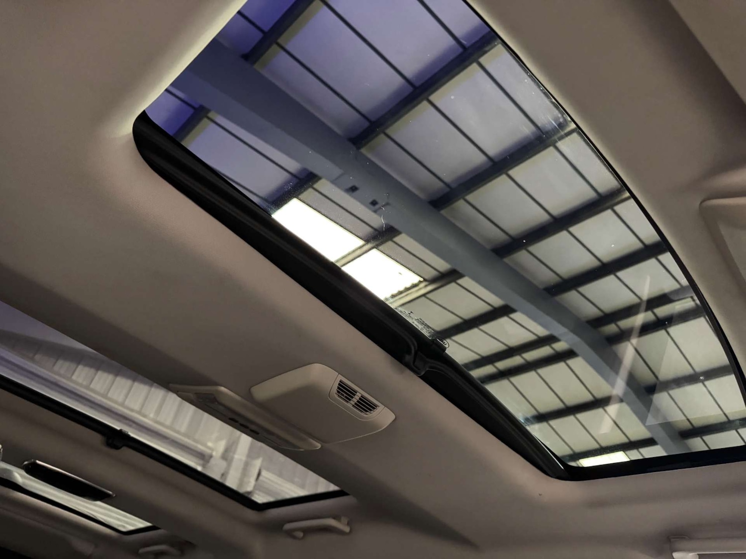 Used Land Rover Discovery 2016 for sale - 78106745: Photo 56