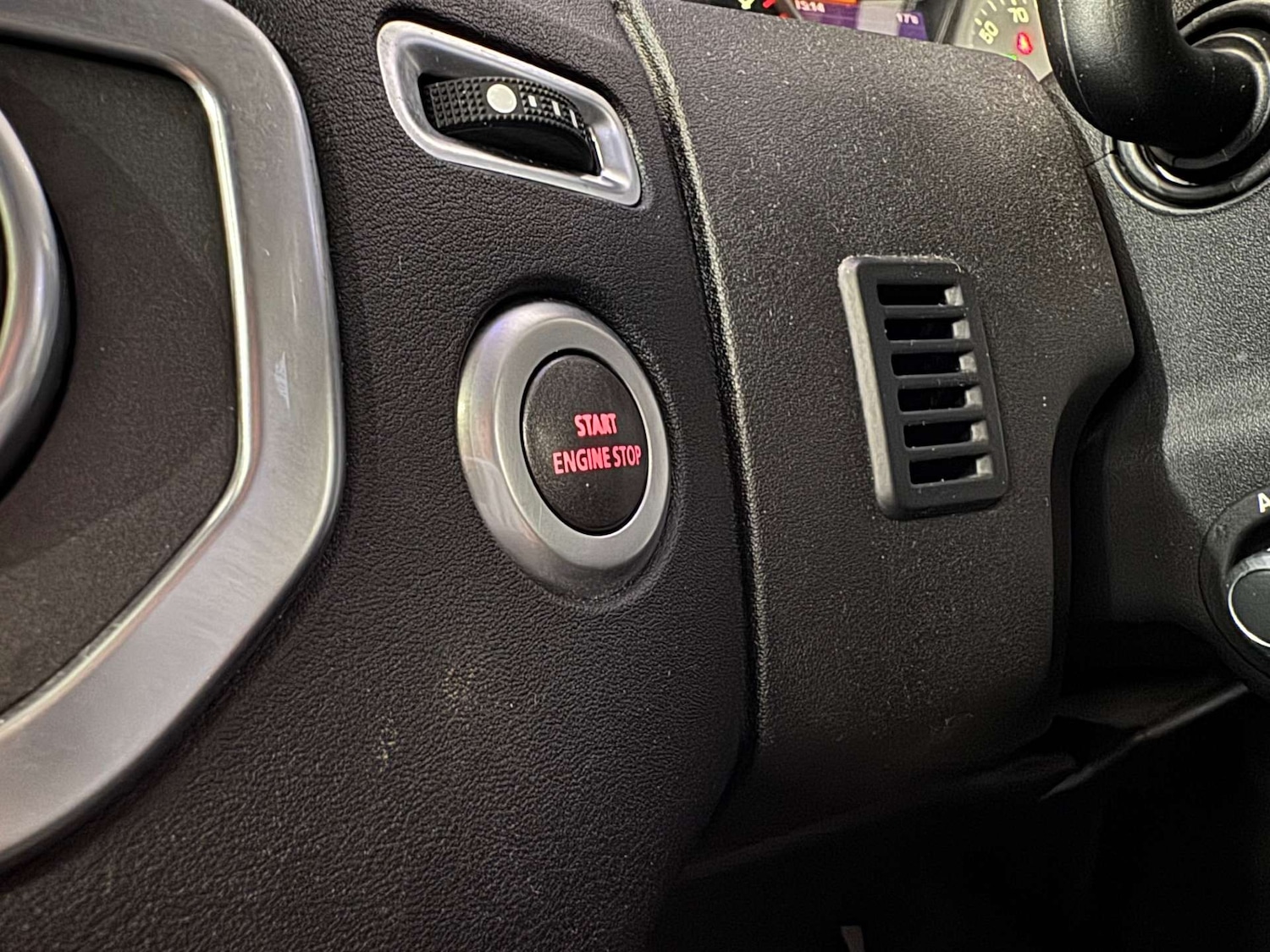 Used Land Rover Discovery 2016 for sale - 78106745: Photo 78