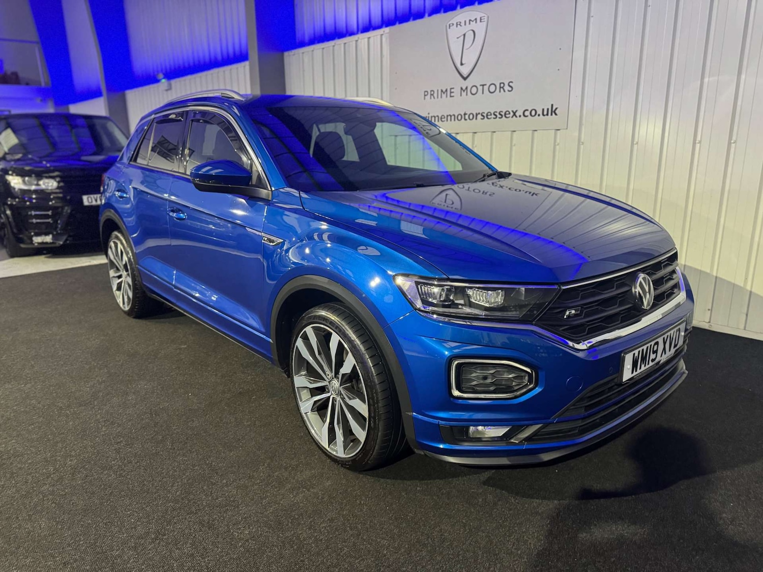 Used Volkswagen T-Roc 2019 for sale - 76611750: Photo 1