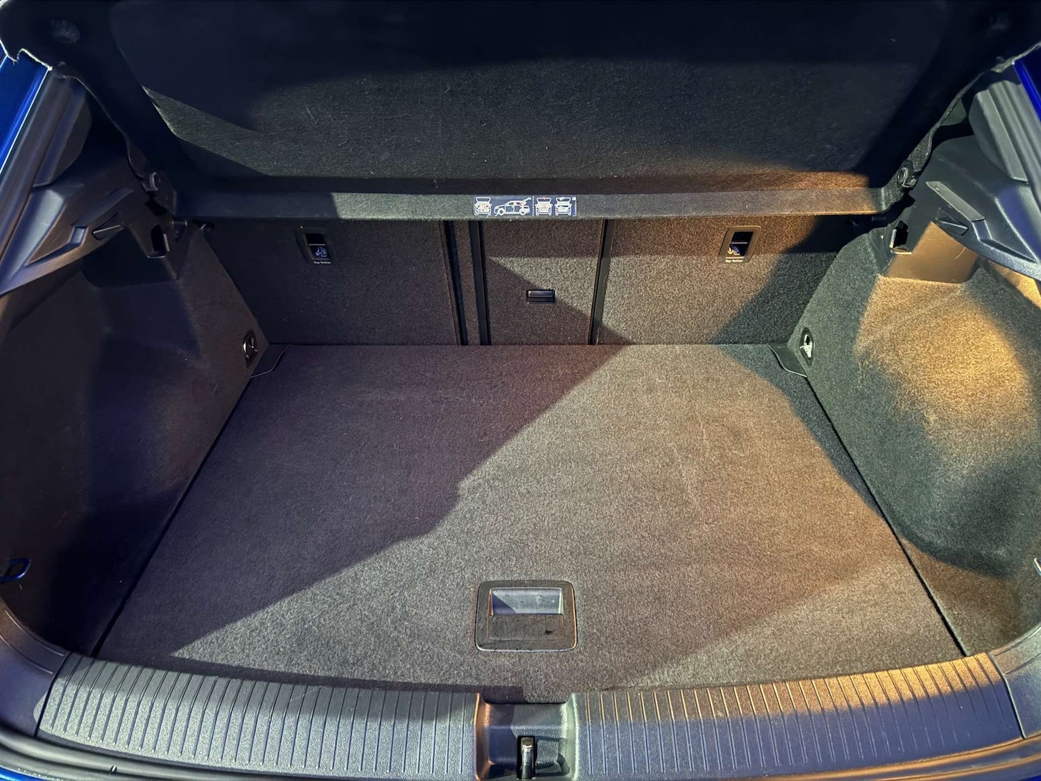 Used Volkswagen T-Roc 2019 for sale - 76611750: Photo 18