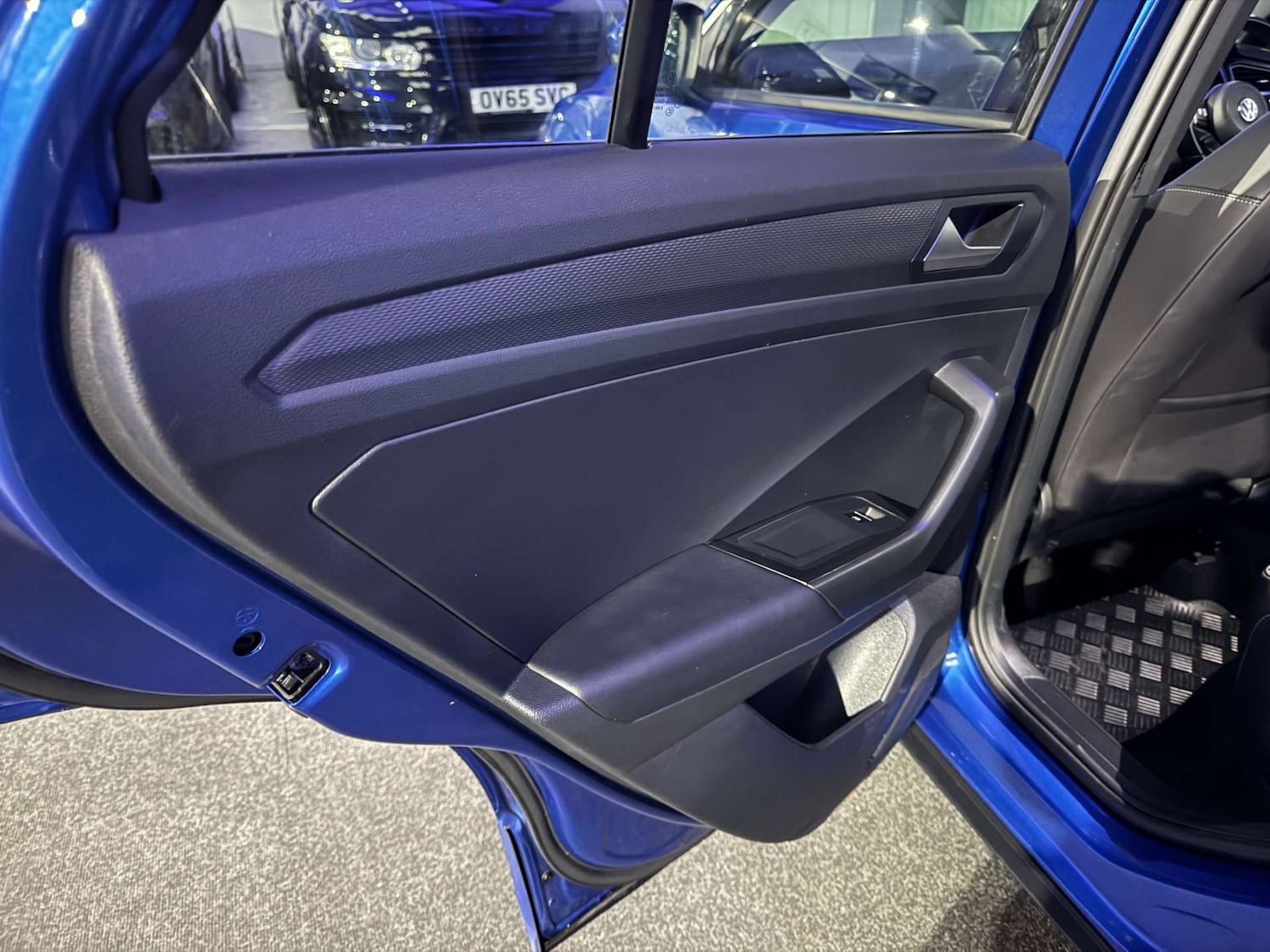 Used Volkswagen T-Roc 2019 for sale - 76611750: Photo 40