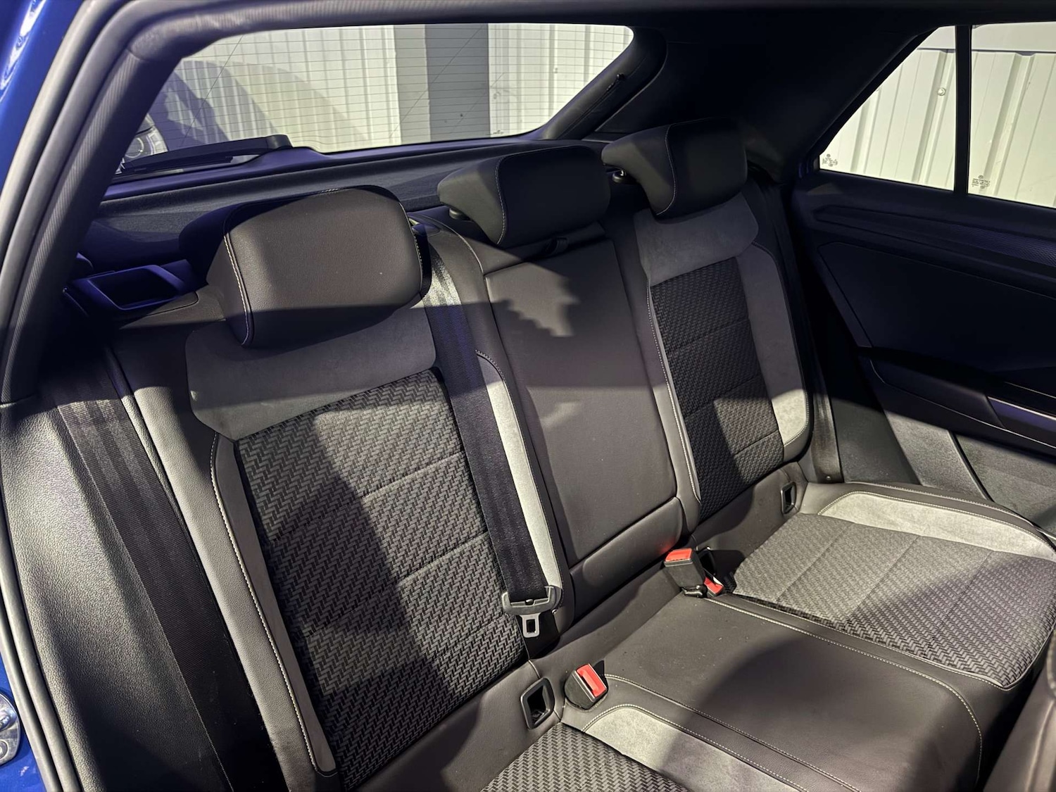 Used Volkswagen T-Roc 2019 for sale - 76611750: Photo 42