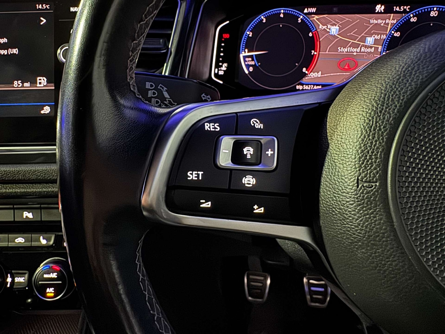 Used Volkswagen T-Roc 2019 for sale - 76611750: Photo 67