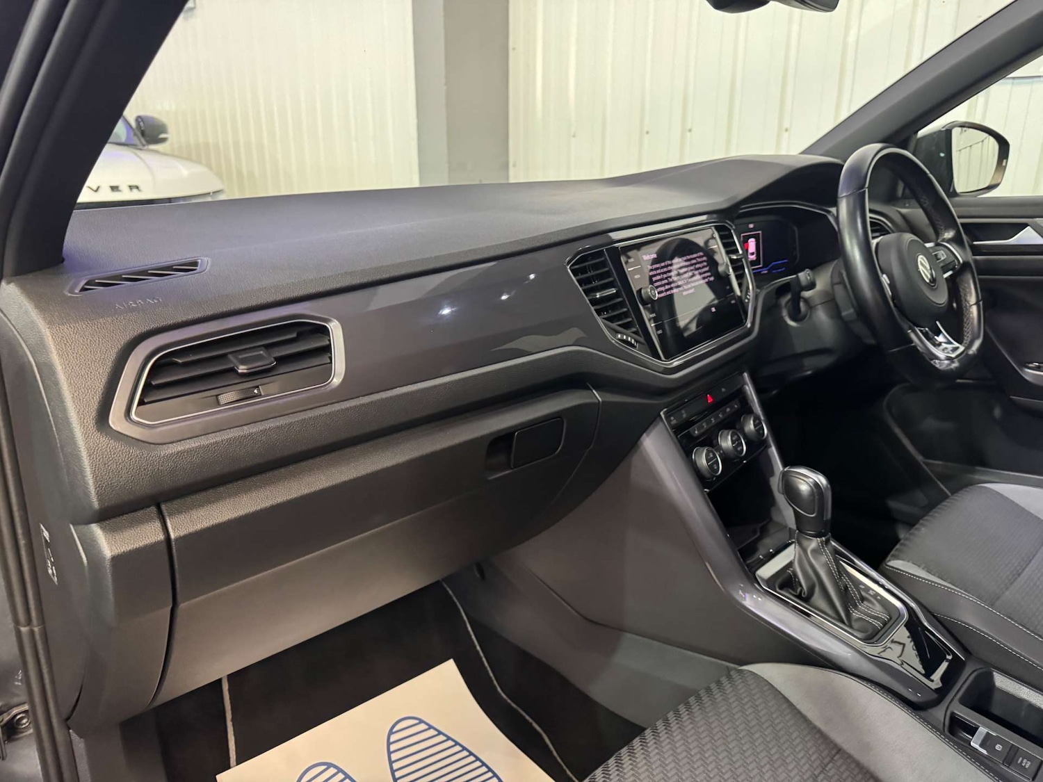 Used Volkswagen T-Roc 2021 for sale - 78179591: Photo 30