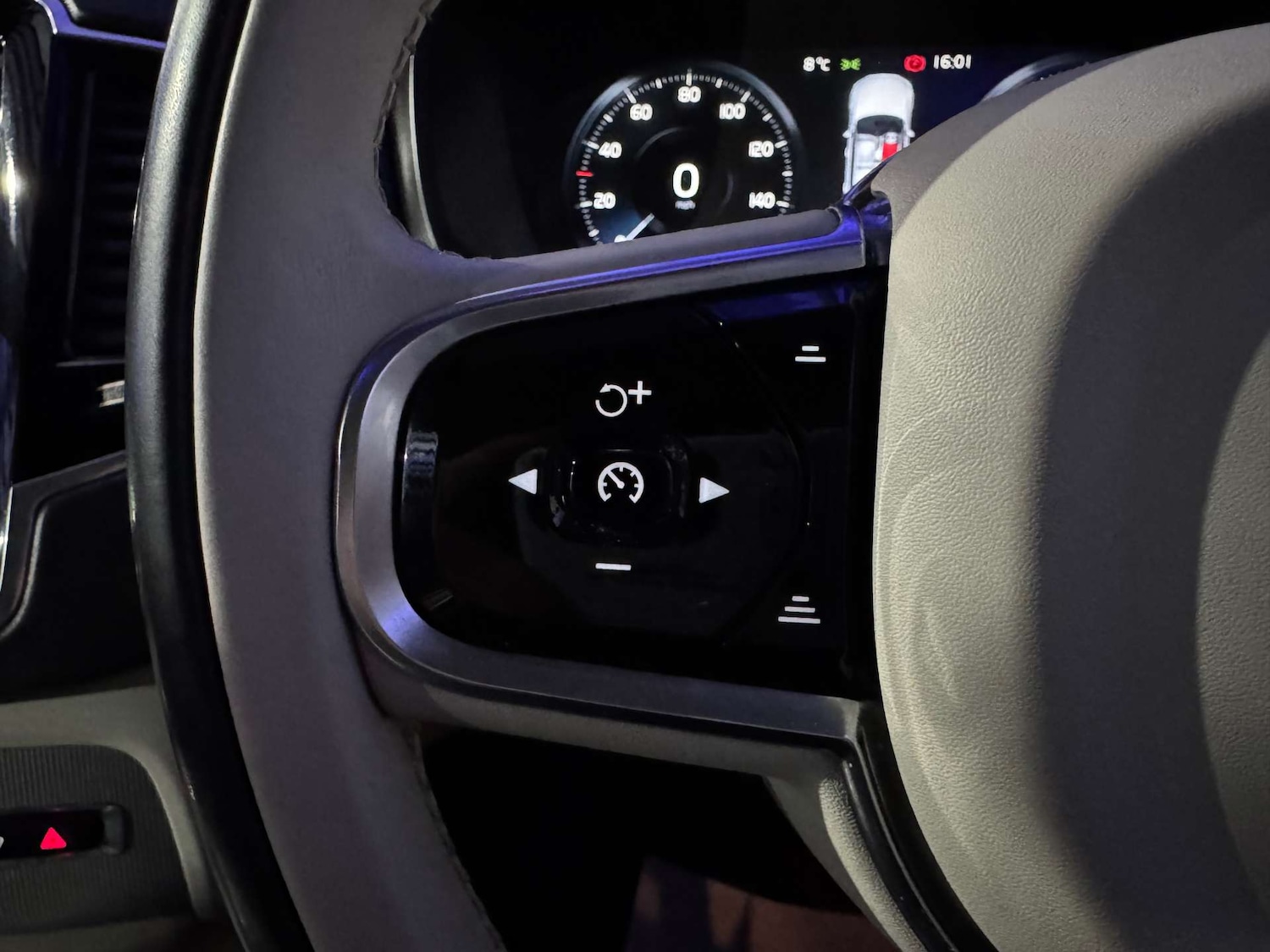 Used Volvo XC90 2015 for sale - 76921270: Photo 66