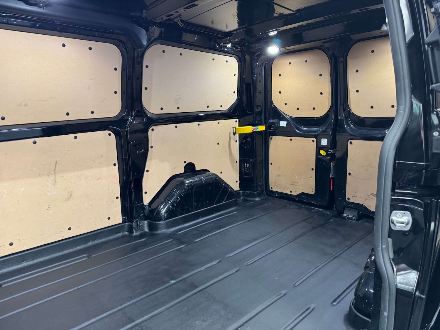 Used Ford Transit Custom 2021 for sale - 77937210: Photo 29