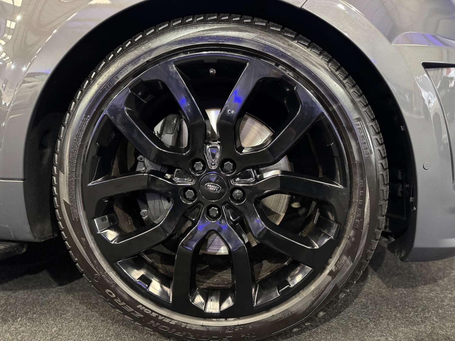 Used Land Rover Range Rover Sport 2017 for sale - 76983908: Photo 28