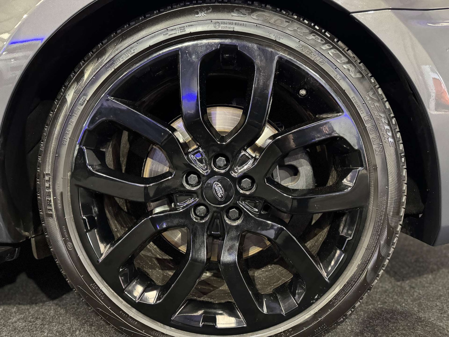 Used Land Rover Range Rover Sport 2017 for sale - 76983908: Photo 30