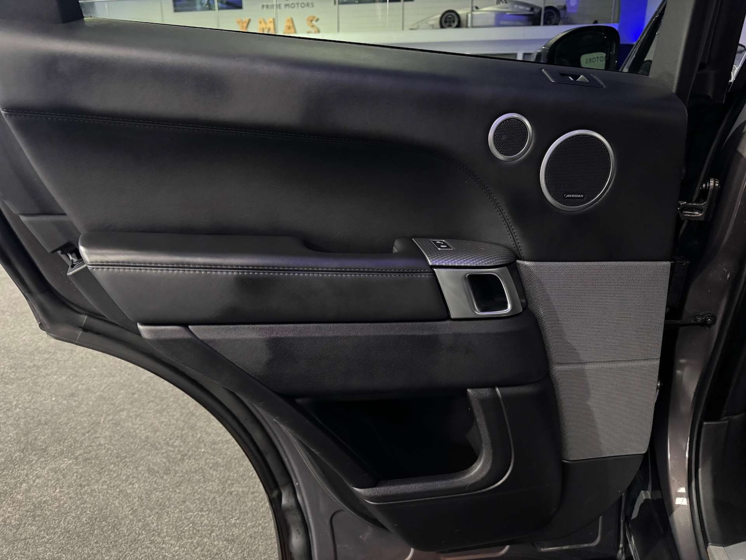 Used Land Rover Range Rover Sport 2017 for sale - 76983908: Photo 43