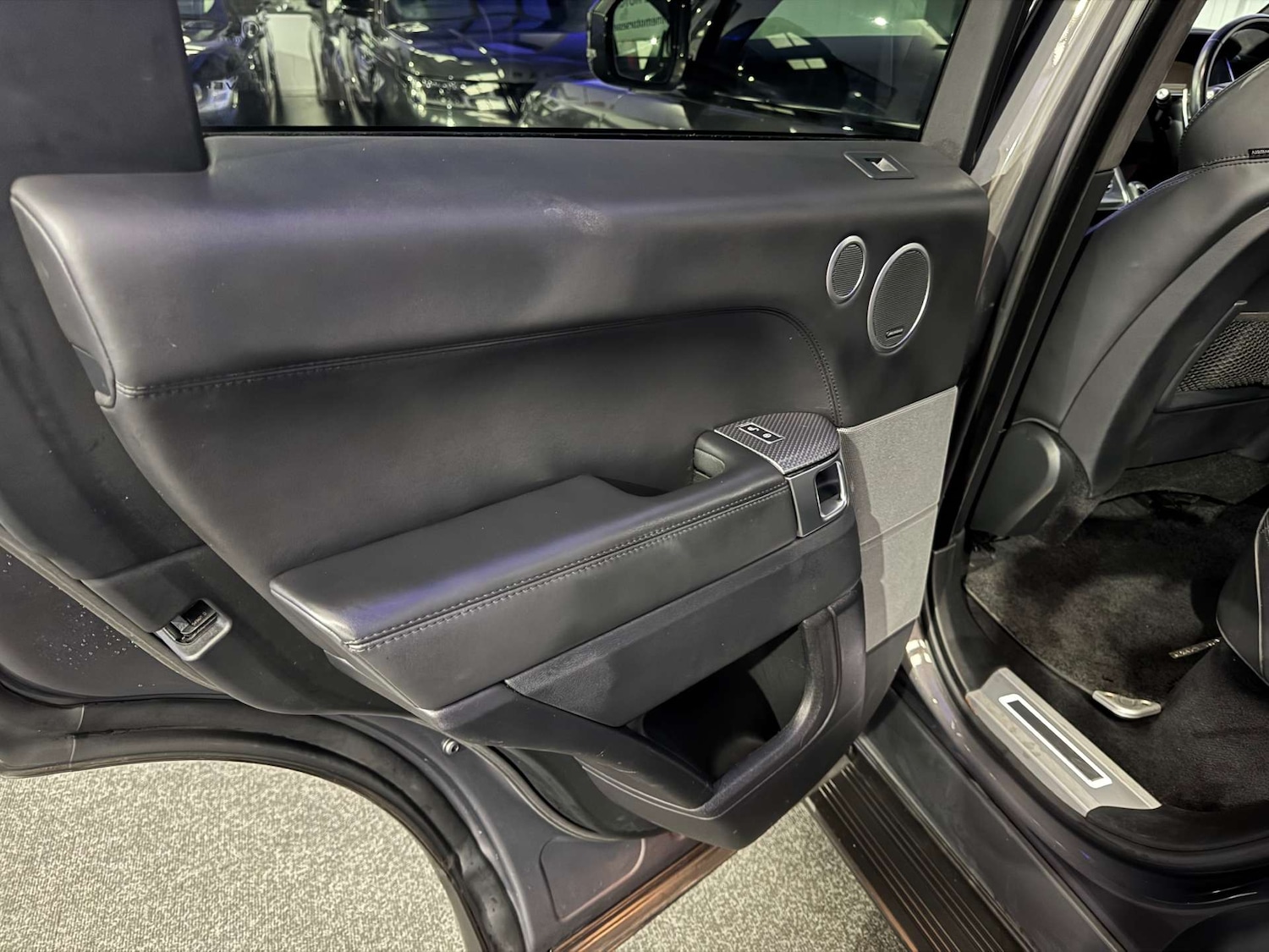 Used Land Rover Range Rover Sport 2017 for sale - 76983908: Photo 44