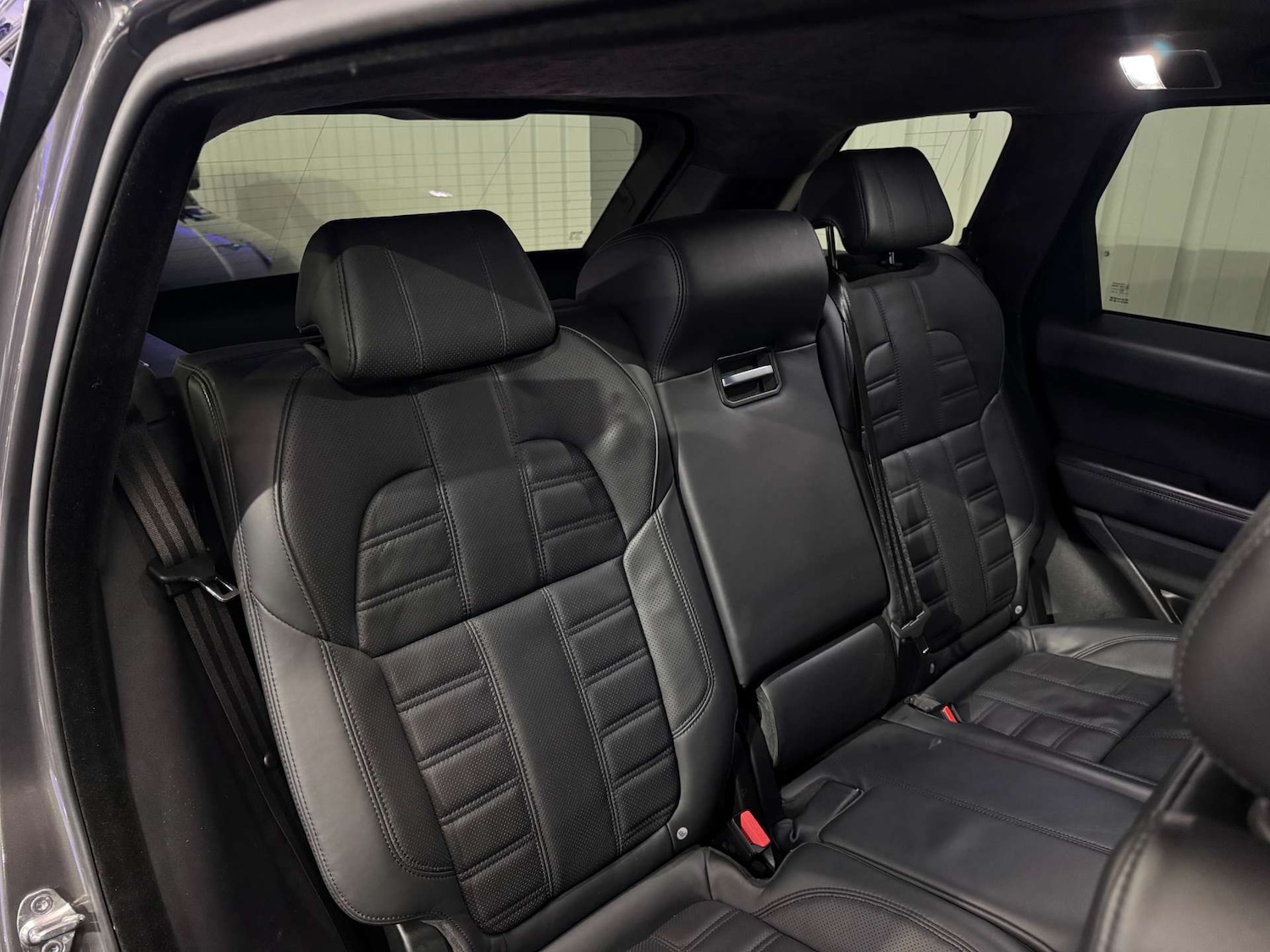 Used Land Rover Range Rover Sport 2017 for sale - 76983908: Photo 45