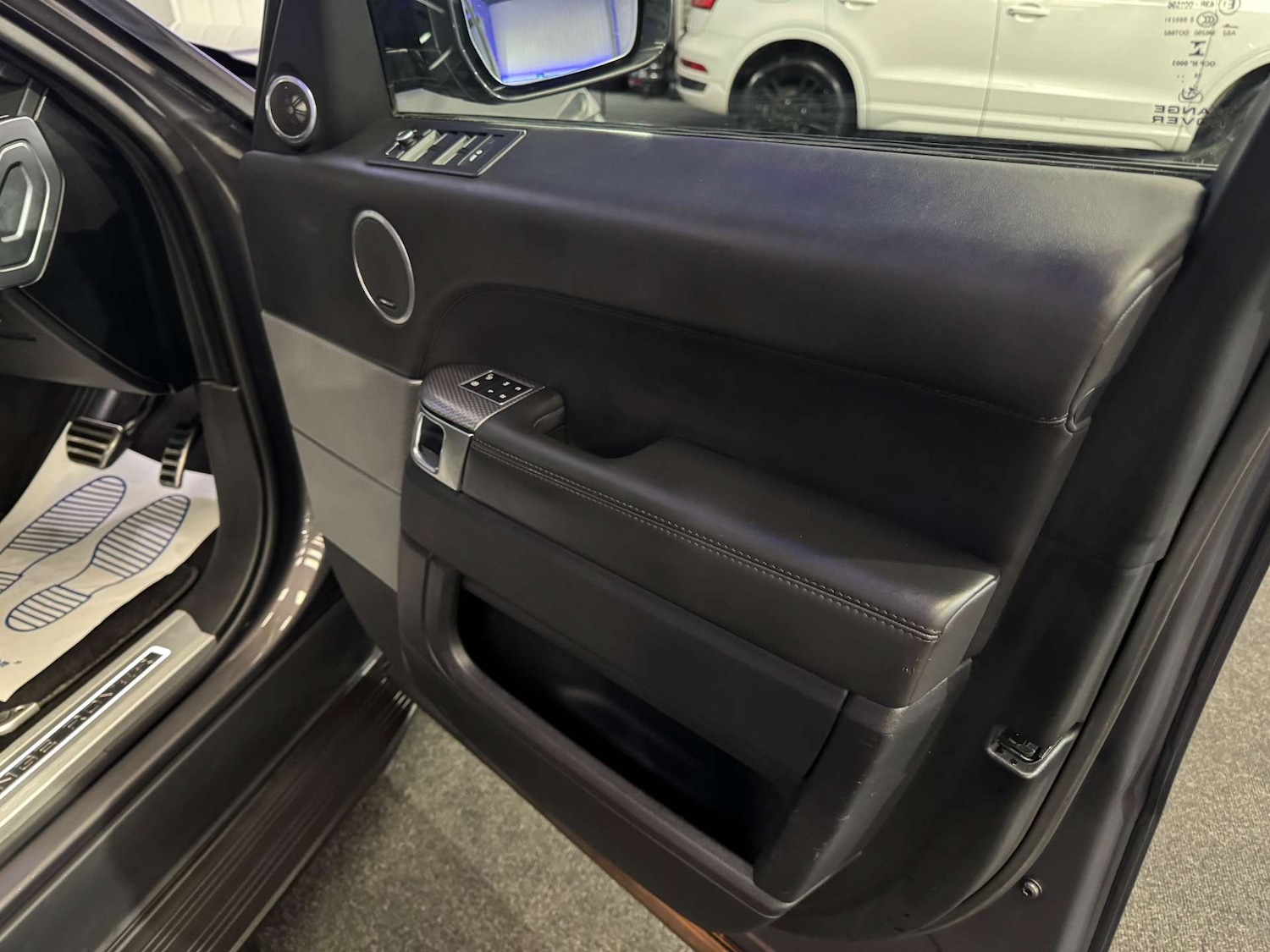 Used Land Rover Range Rover Sport 2017 for sale - 76983908: Photo 57