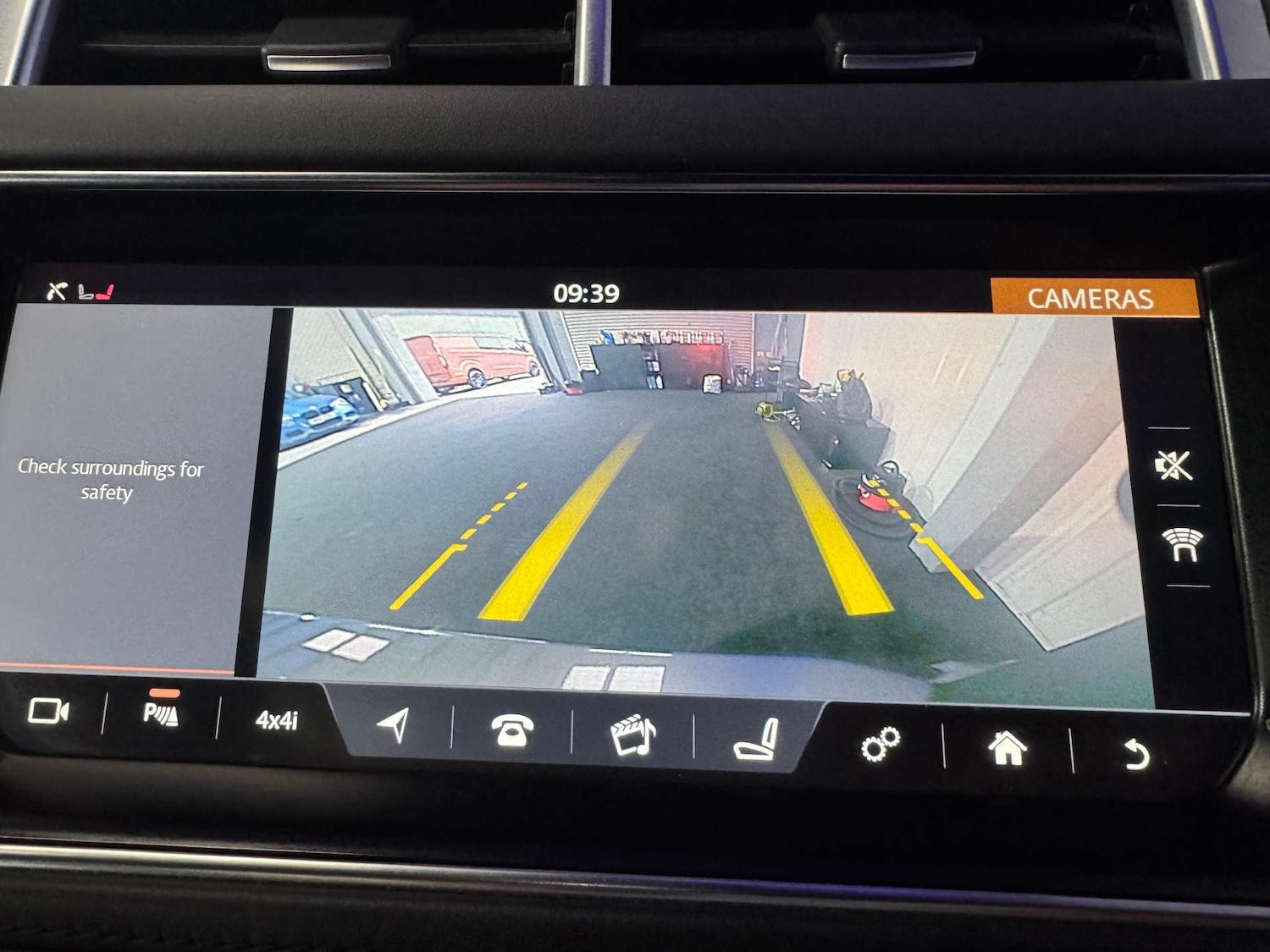 Used Land Rover Range Rover Sport 2017 for sale - 76983908: Photo 68