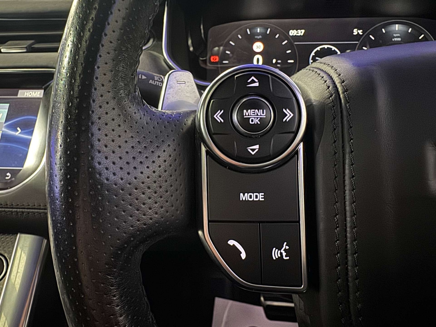 Used Land Rover Range Rover Sport 2017 for sale - 76983908: Photo 75