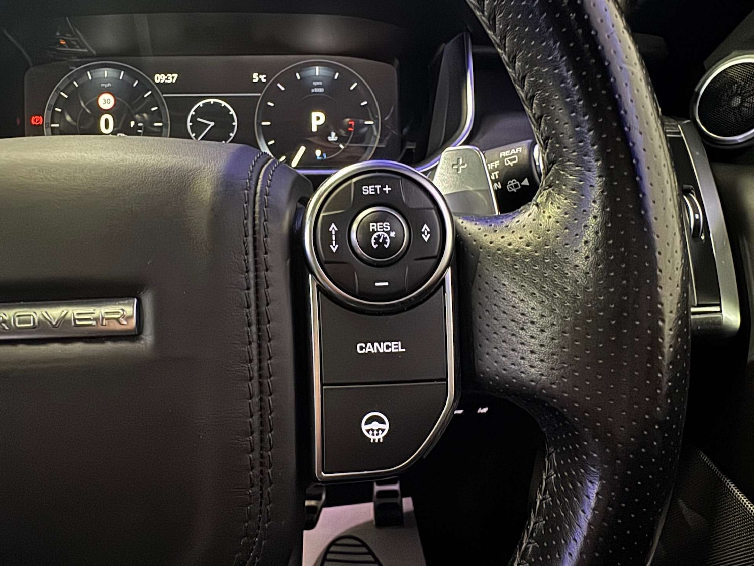 Used Land Rover Range Rover Sport 2017 for sale - 76983908: Photo 76