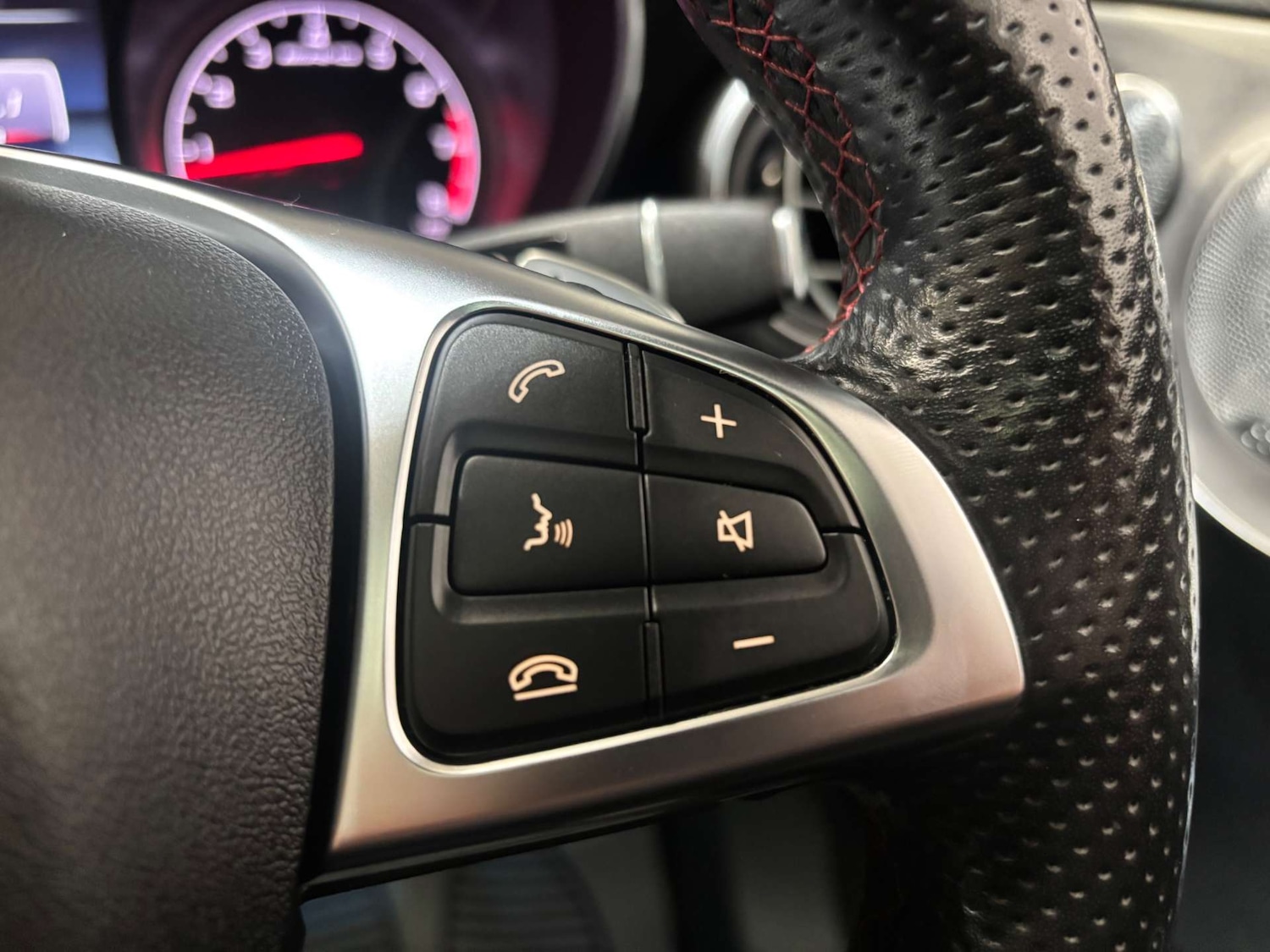 Used Mercedes-Benz C Class 2017 for sale - 76601946: Photo 64