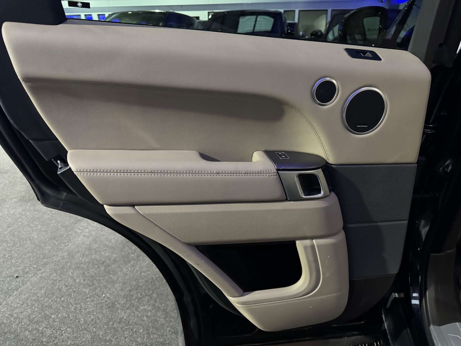 Used Land Rover Range Rover Sport 2017 for sale - 78068126: Photo 44