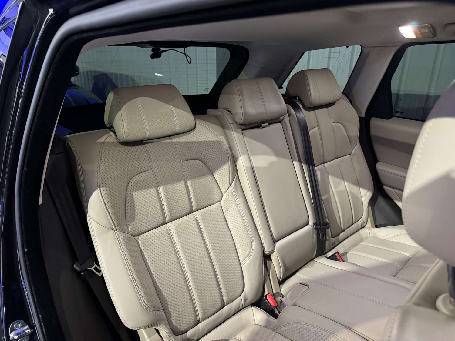 Used Land Rover Range Rover Sport 2017 for sale - 78068126: Photo 46