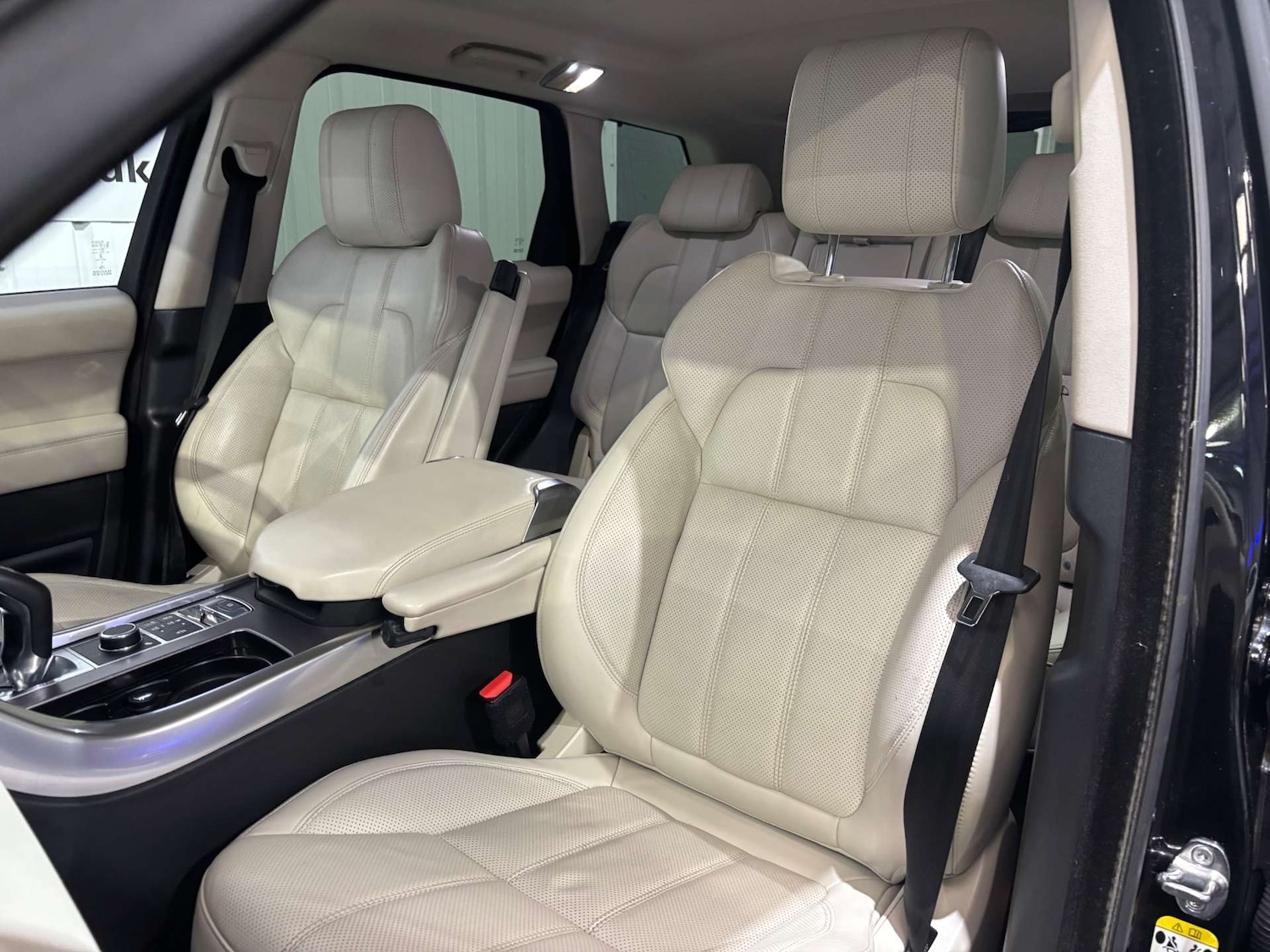 Used Land Rover Range Rover Sport 2016 for sale - 76266409: Photo 30