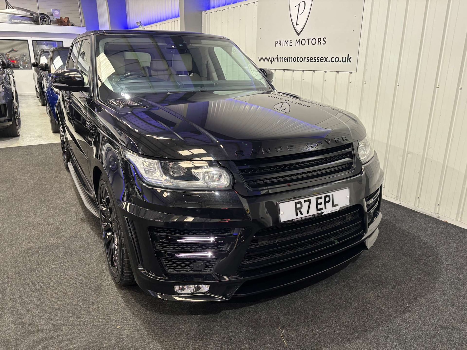 Used Land Rover Range Rover Sport 2016 for sale - 76266409: Photo 4