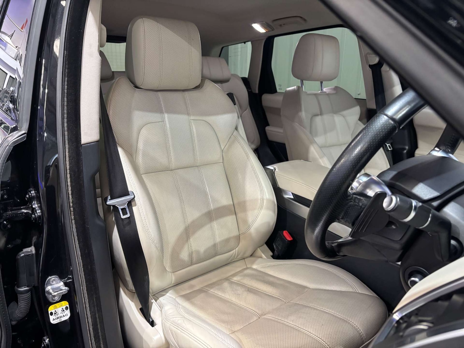 Used Land Rover Range Rover Sport 2016 for sale - 76266409: Photo 41