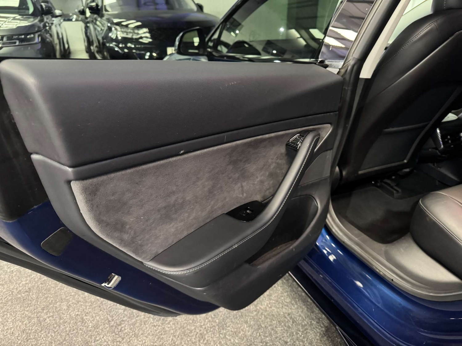 Used Tesla Model 3 2019 for sale - 77877306: Photo 40