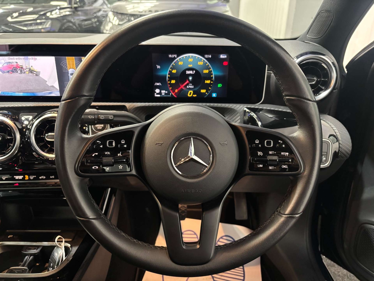 Used Mercedes-Benz A-Class 2019 for sale - 76058298: Photo 64