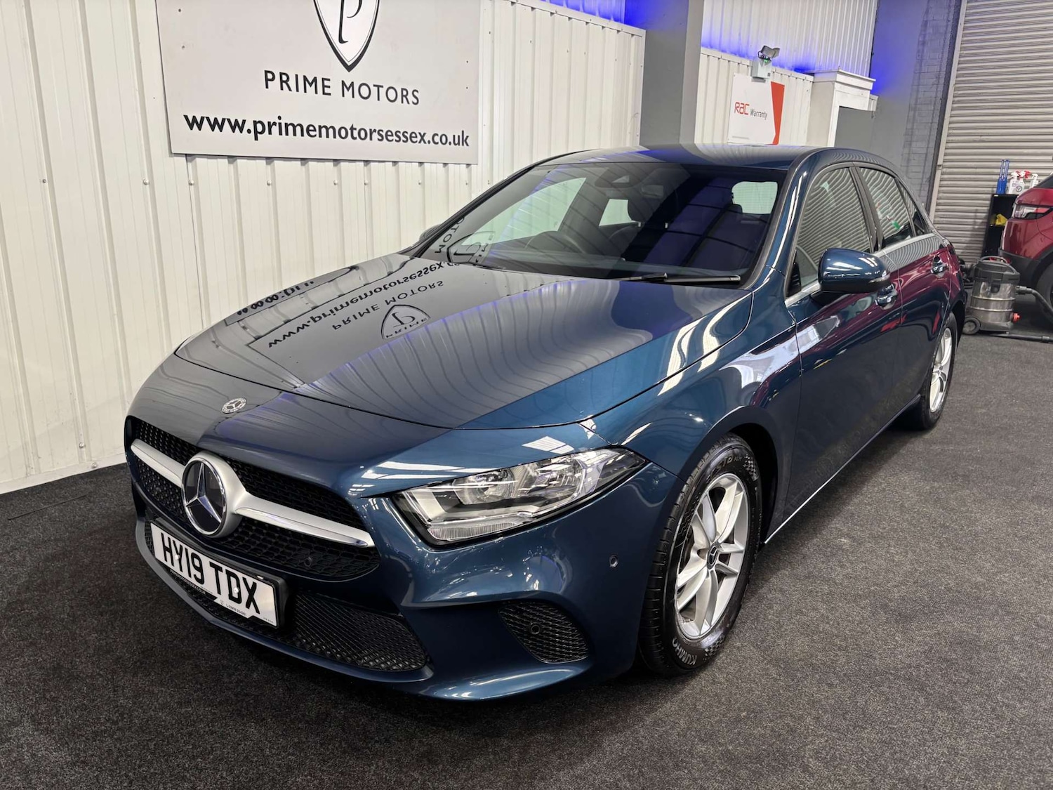 Used Mercedes-Benz A-Class 2019 for sale - 76058298: Photo 8