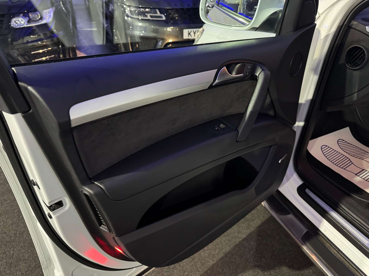 Used Audi Q7 2012 for sale - 77030754: Photo 37